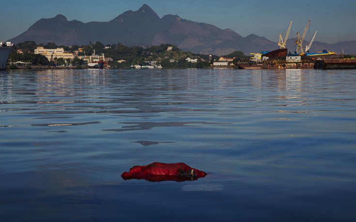 Πτώματα ξεβράζονται στις ακτές του Ρίο που θα γίνουν οι Ολυμπιακοί Αγώνες