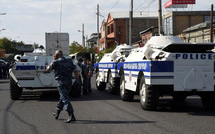 Αστυνομικός νεκρός στην ομηρία του Γερεβάν