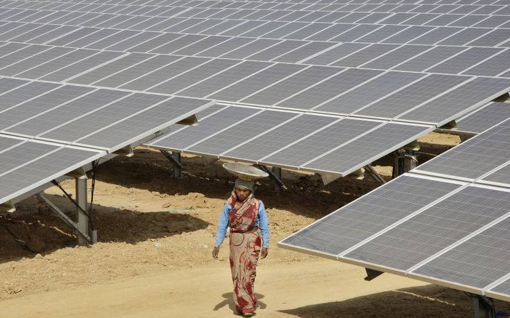 Δάνεια 1 δισ. δολαρίων στην Ινδία για την αξιοποίηση της ηλιακής ενέργειας