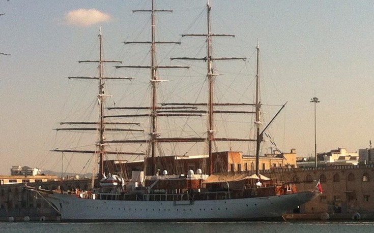 Στο λιμάνι της Θεσσαλονίκης έφτασε το Sea Cloud