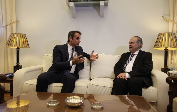 Κυπριακό και Τουρκία στη συνάντηση Μητσοτάκη-Κασουλίδη
