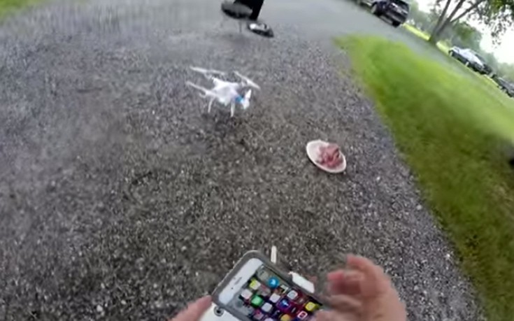 Πώς να ψήσεις μια μπριζόλα χρησιμοποιώντας ένα drone και μια ψησταριά