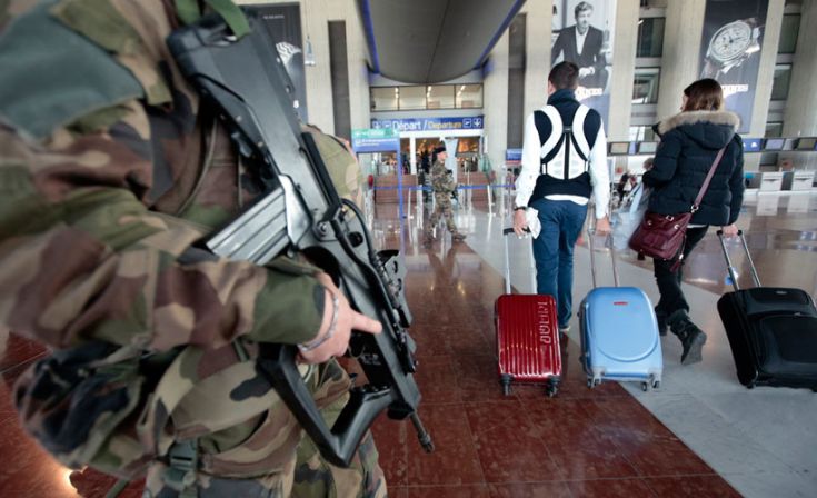 Συναγερμός και πάλι στη Νίκαια, εκκενώνεται το αεροδρόμιο