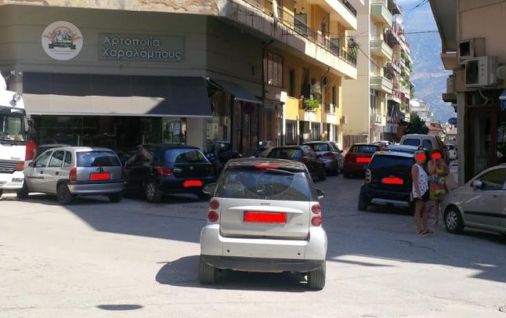 Το απίστευτο παρκάρισμα στο κέντρο των Ιωαννίνων