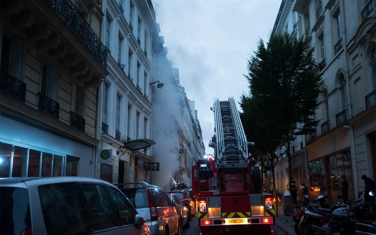 Ένας νεκρός σε πυρκαγιά στο Παρίσι