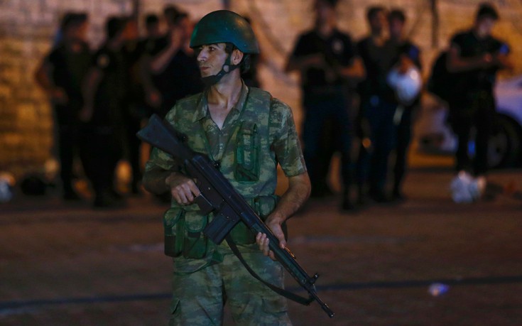 Τουλάχιστον 17 αστυνομικοί νεκροί στην Άγκυρα