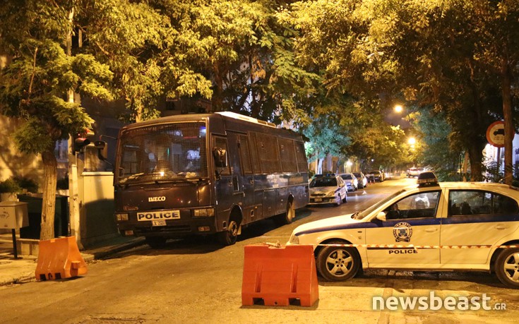 Η εικόνα στην πρεσβεία της Τουρκίας στην Αθήνα