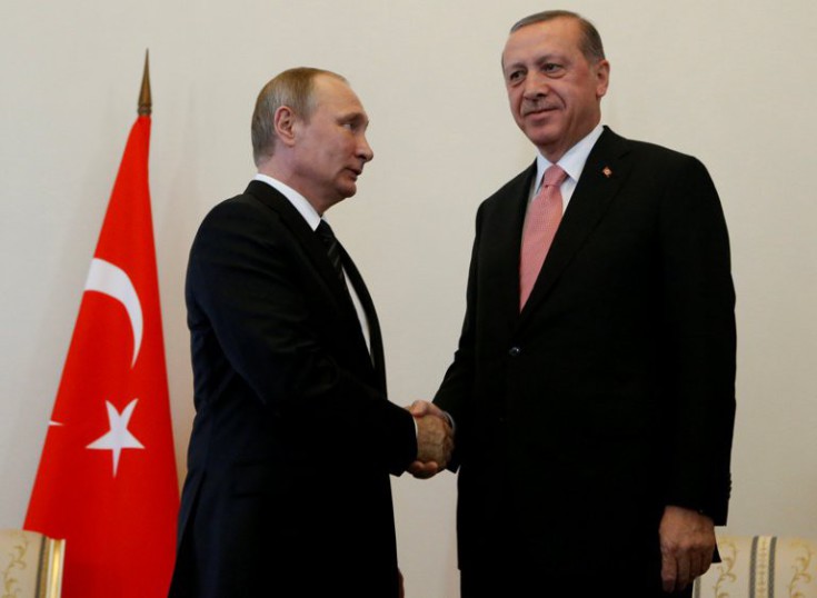 Το Βερολίνο χαιρετίζει τη συνάντηση Πούτιν-Ερντογάν