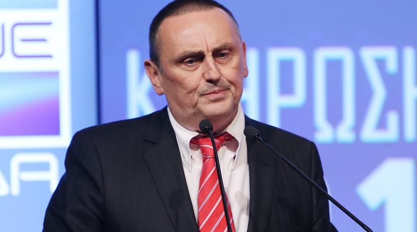 Παραιτήθηκε από τη Super League ο Στράτος
