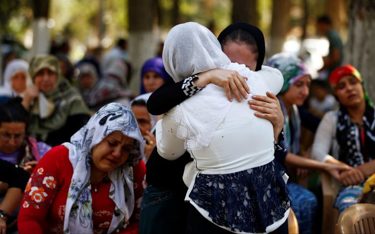 Στους 54 οι νεκροί από την επίθεση στον κουρδικό γάμο