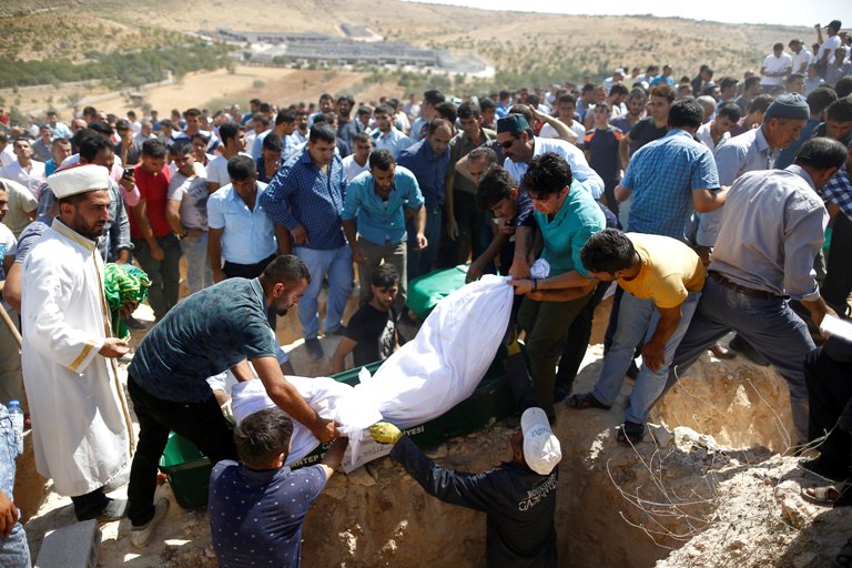 2016-08-21T133435Z_1765716647_S1BETWSKYDAA_RTRMADP_3_TURKEY-BLAST 2016-08-21T133435Z_1765716647_S1BETWSKYDAA_RTRMADP_3_TURKEY-BLAST