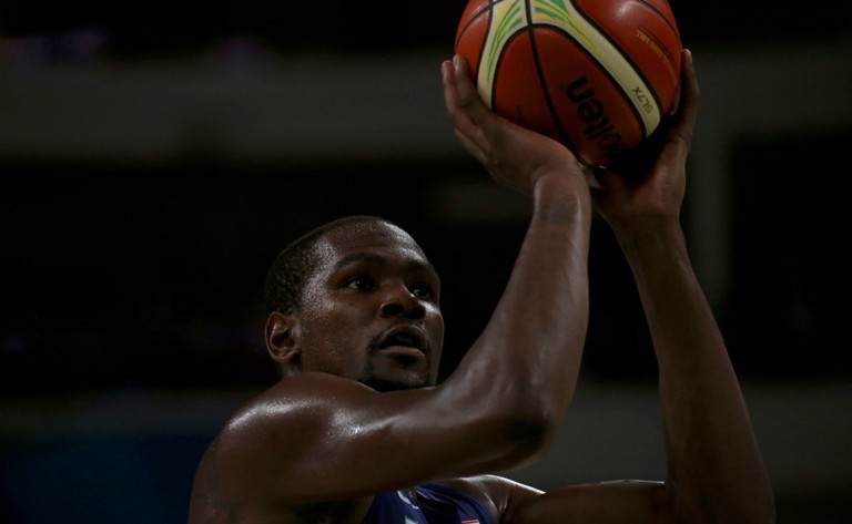 2016-08-21T195853Z_2142783752_RIOEC8L1JI37X_RTRMADP_3_OLYMPICS-RIO-BASKETBALL-M 2016-08-21T195853Z_2142783752_RIOEC8L1JI37X_RTRMADP_3_OLYMPICS-RIO-BASKETBALL-M