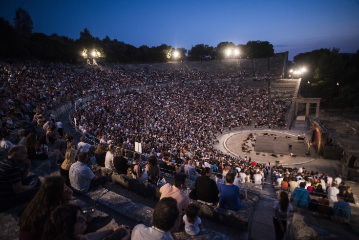 Κλείνει το Φεστιβάλ Αθηνών με τους «Όρνιθες»