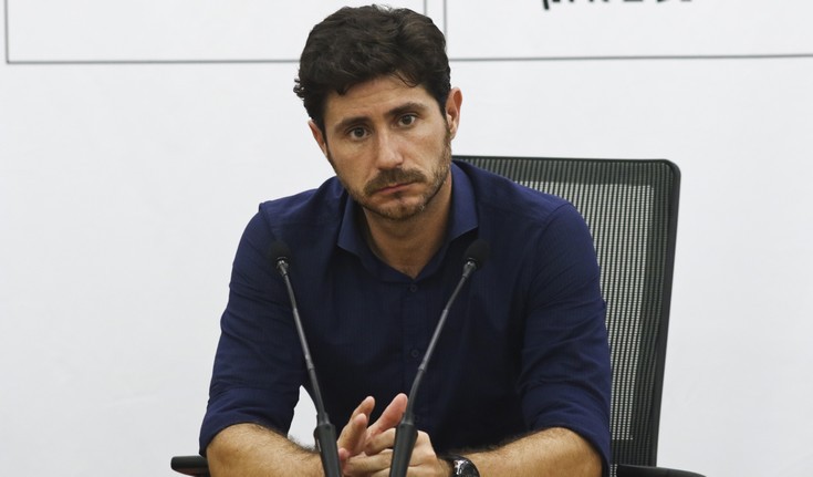 Ξέσπασε κατά της διοίκησης του Ολυμπιακού ο Βίκτορ