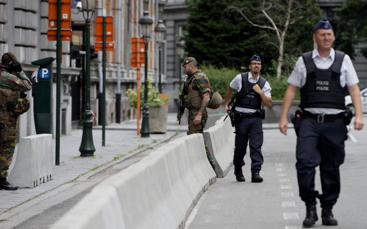 Επίθεση με μαχαίρι εναντίον αστυνομικών στις Βρυξέλλες