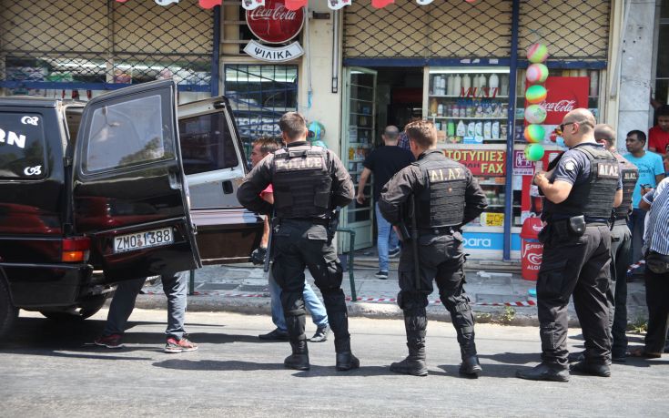 Τρεις συλλήψεις για τη δολοφονία του περιπτερά στον Άγιο Παντελεήμονα