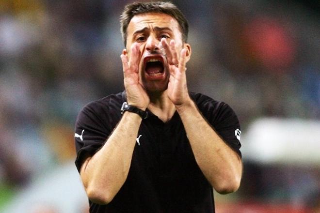 Διώχνει μεγάλη μορφή του Ολυμπιακού ο Μπέντο