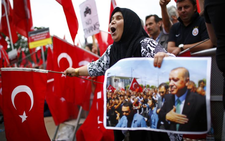 Η Τουρκία διαμαρτύρεται για το γερμανικό μπλόκο στο μήνυμα Ερντογάν