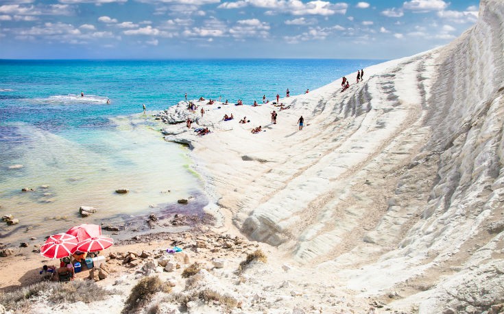 Ελληνική παραλία ανάμεσα στις top που πρέπει να επισκεφτείτε έστω και μία φορά