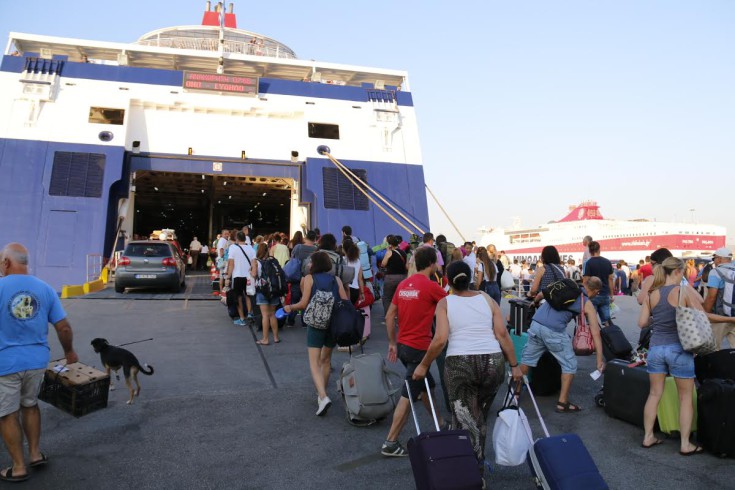 Κανονικά ο απόπλους από Πειραιά, Ραφήνα και Λαύριο