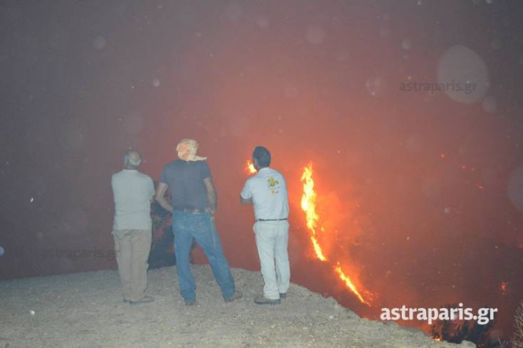 Η Χίος παλεύει για δεύτερη φορά με τις φλόγες