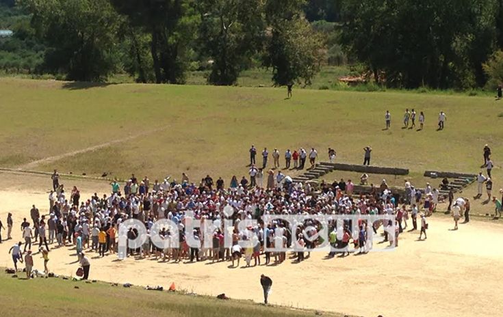 Οι υποστηρικτές του Αρτέμη Σώρρα στην Αρχαία Ολυμπία