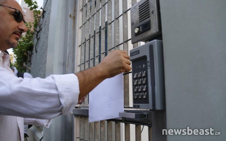 Θυροκολλήσεις ασφαλιστικών μέτρων από όλα τα κανάλια για τις τηλεοπτικές άδειες