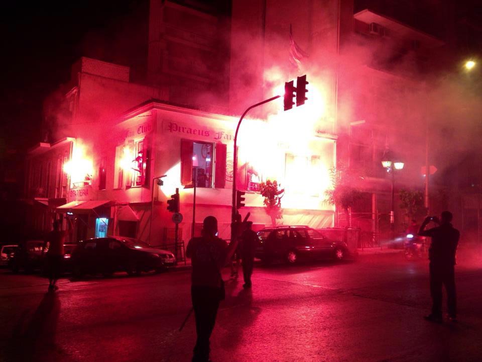 Μολότοφ σε σύνδεσμο του Ολυμπιακού στον Πειραιά