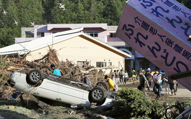 ASIA_STORM_JAPAN_typhoon1