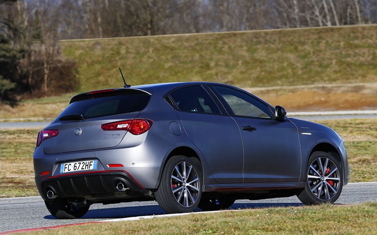 Alfa-Romeo_Nuova-Giulietta_08