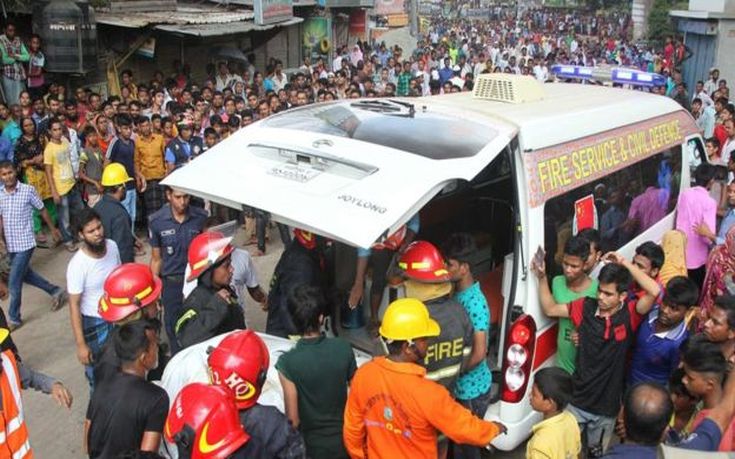 Στους 23 οι νεκροί από τη φωτιά σε εργοστάσιο στο Μπαγκλαντές