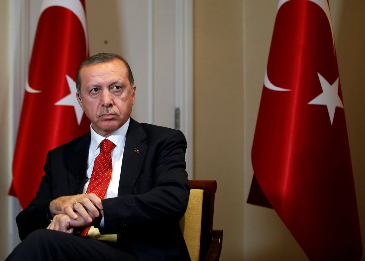 Ο Ερντογάν επιμένει σε δημοψήφισμα για την εκτελεστική προεδρία