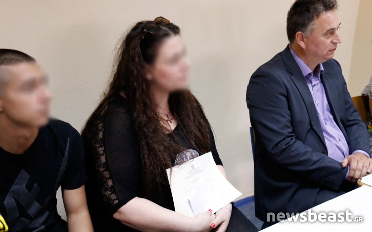 Η ζωή μιας μάνας πίσω από τα κάγκελα ενός κελιού στις φυλακές Ελαιώνα