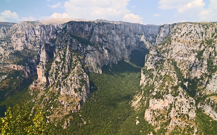 Το βαθύτερο φαράγγι του κόσμου που βρίσκεται στην Ελλάδα