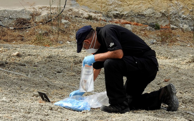 Ίχνη αποσύνθεσης στο δέντρο πίσω από το σπίτι που εξαφανίστηκε ο Μπεν