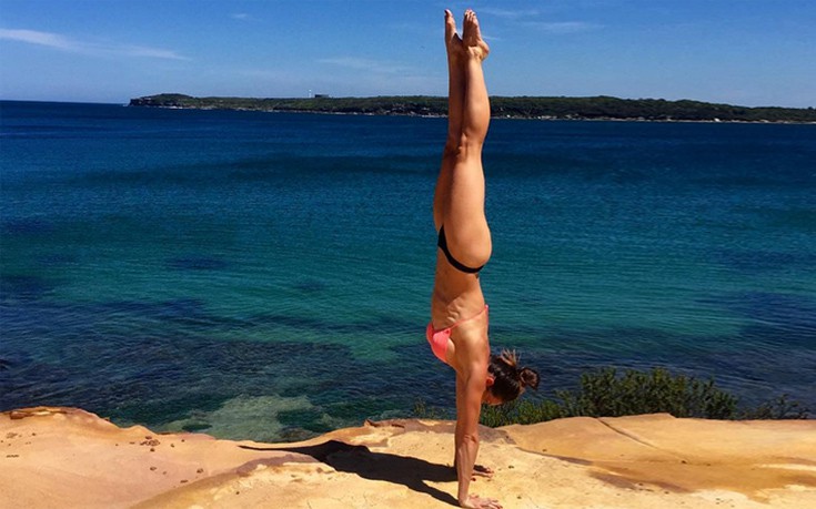 Ένα κορίτσι με ταλέντο στο&#8230; κατακόρυφο