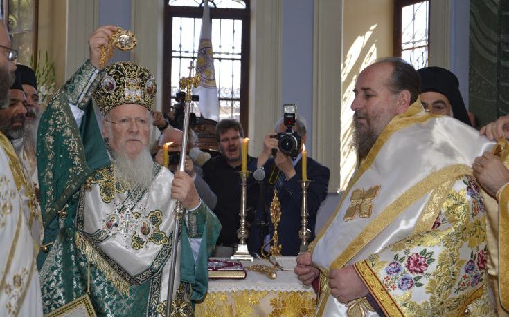 Τελέστηκε η πρώτη χειροτονία επισκόπου στη Σμύρνη από το 1922