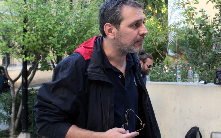 Στέφανος Χίος: Ενέδρα θανάτου έξω από το σπίτι του στα Βριλήσσια &#8211; Σταθερή αλλά σοβαρή η κατάσταση της υγείας του