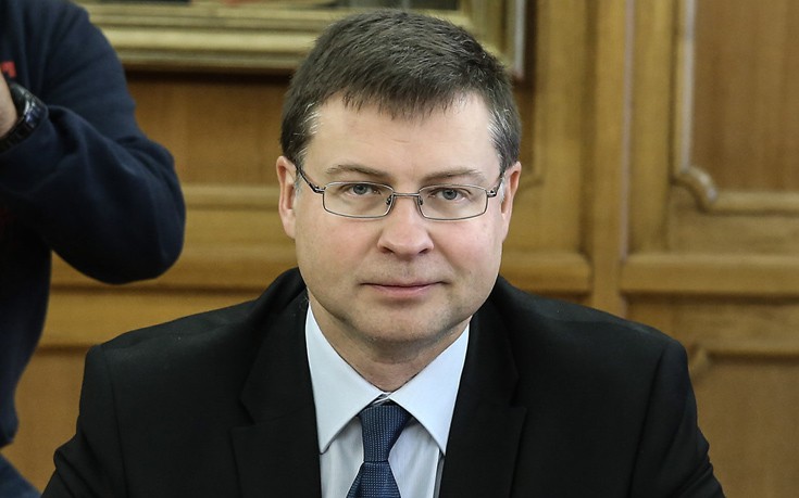 Ντομπρόβσκις: Η Κομισιόν θα διευκολύνει τη συμφωνία για το χρέος