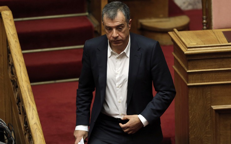 Θεοδωράκης: Ο κ. Τσίπρας δεν μπορεί να είναι και με τον Κάστρο και με τον Καμμένο