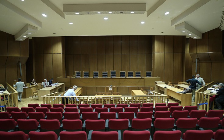 Ξεκίνησε υπό δρακόντεια μέτρα ασφαλείας η δίκη για την ληστεία στο Creta Maris
