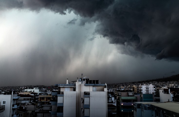 Έρχονται έκτακτα καιρικά φαινόμενα, τι να προσέξουν οι πολίτες