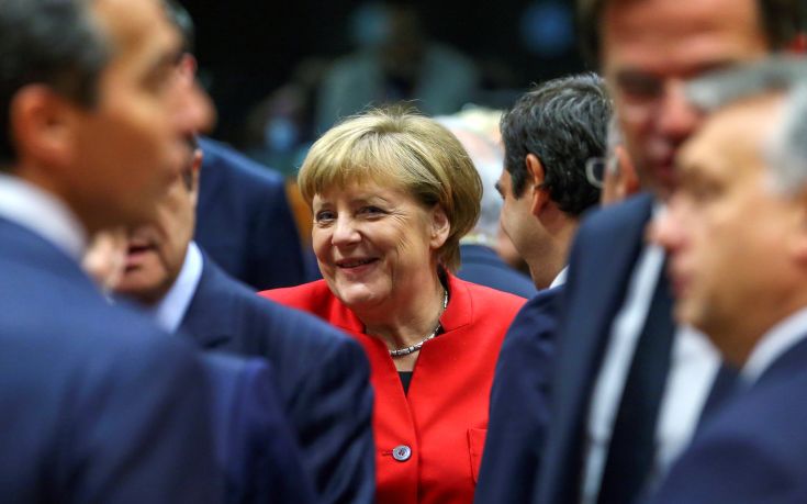 Die Welt για Μέρκελ: Όλοι φεύγουν αλλά εκείνη μένει