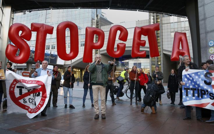 Το Βέλγιο λέει «όχι», η Ε.Ε. και ο Καναδάς ελπίζουν ακόμα για τη CETA
