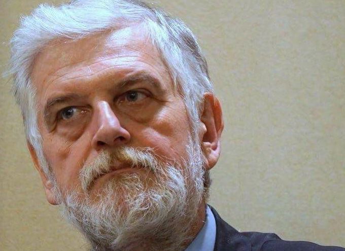 Ο Γιάννης Λοβέρδος έχασε 100 κιλά και στέλνει μήνυμα για την παχυσαρκία