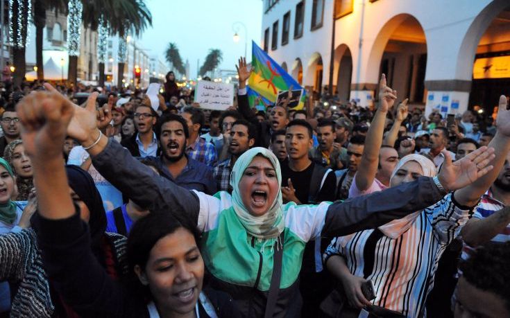 Ξέσπασμα οργής στο Μαρόκο μετά τον φρικτό θάνατο ιχθυοπώλη