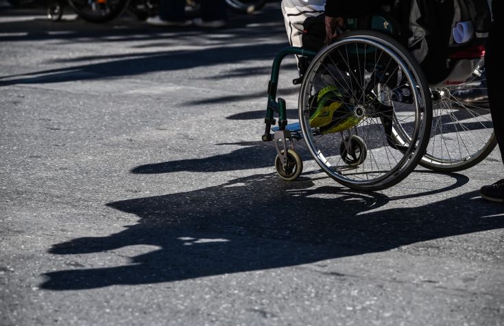 Αγανακτισμένο το αναπηρικό κίνημα με τον Νίκο Φίλη