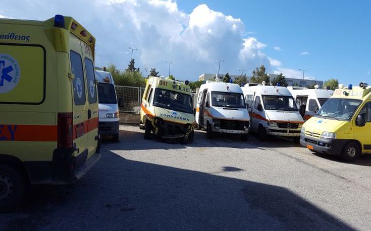 Διακομιδές ασθενών με… μουλάρια, άλογα, μπουλντόζες και αγροτικά