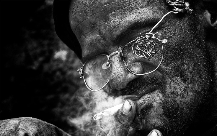 Εικόνες από όλο τον κόσμο αποτυπώνουν τις δυσκολίες του να είσαι άστεγος