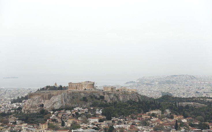 «Όχι» τζάκια σήμερα και αύριο λέει το υπουργείο Περιβάλλοντος